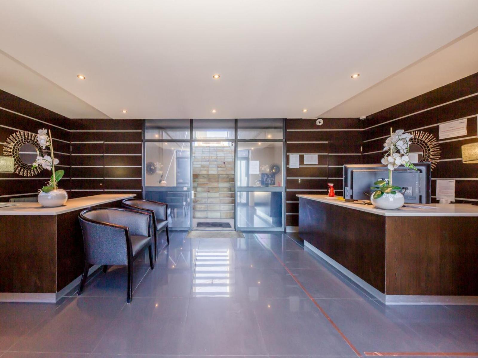 Infinity Self Catering Apartments Bloubergstrand Exterior foto